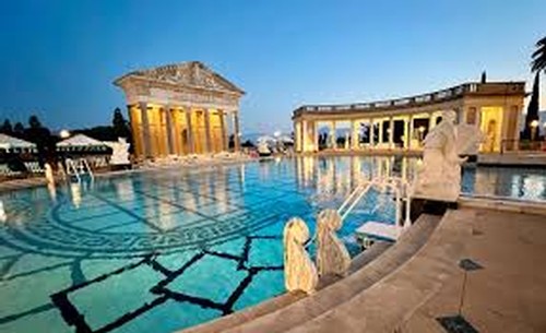 OFFSITE: Twilight on the Terrace at Hearst Castle