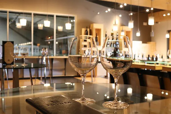 Tasting ROom Bar
